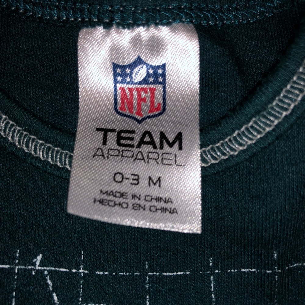 Set of 2 Philadelphia Eagles LS Bodysuits - Picture 5 of 8